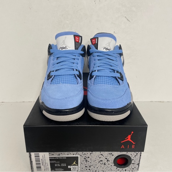 Nike Air Jordan 4 Retro GS “UNC/University Blue” 2022 - Picture 2 of 4